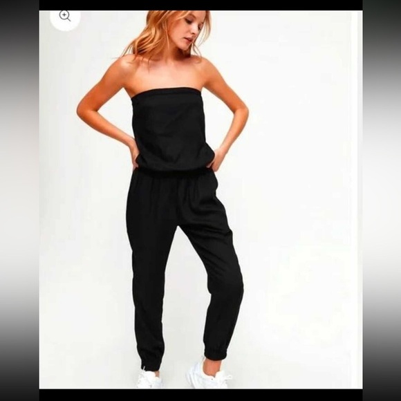 Aritzia Sunday Best strapless black jumpsuit Pockets pleated Women size XS - Picture 1 of 5